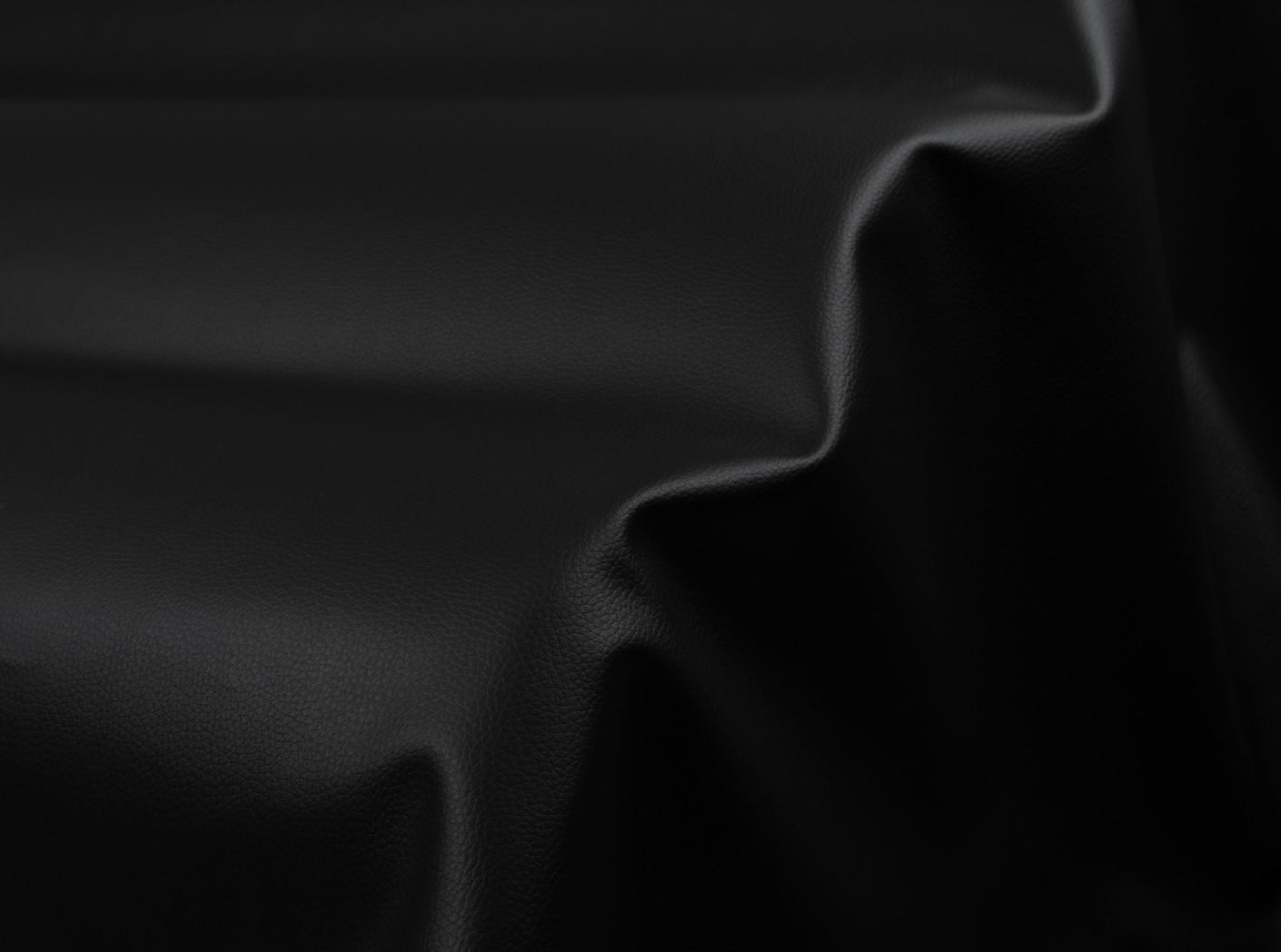00110 (Black)